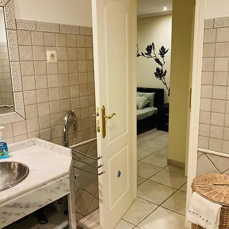 Seaside 1bdr W 2 Bathrooms, Pool *