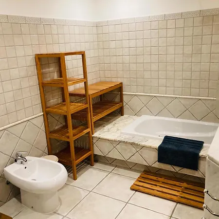 Seaside 1Bdr W 2 Bathrooms, Ac, Pool *