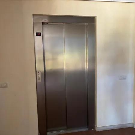 Seaside 1bdr W 2 Bathrooms, Pool 公寓 阿尔布费拉